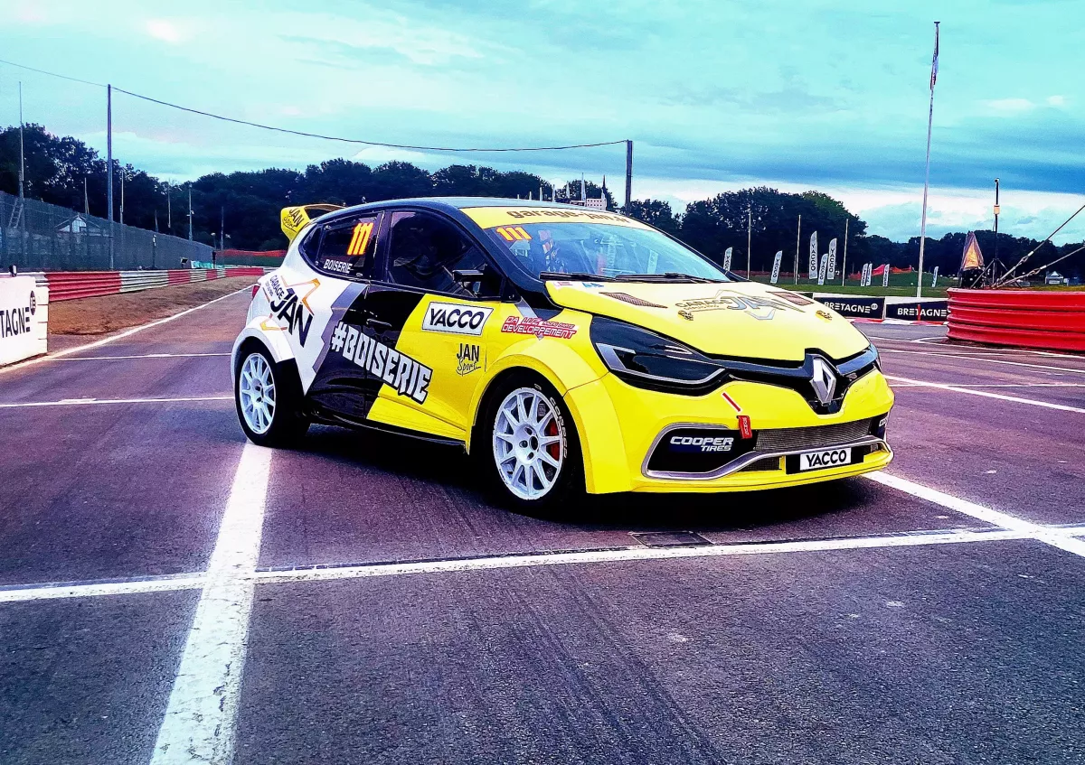 Renault clio 4 super 1600 RX