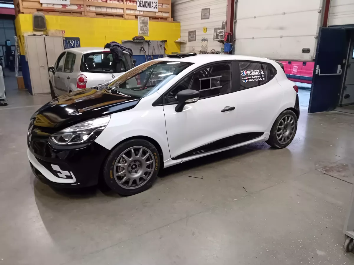 Clio 4 r3t