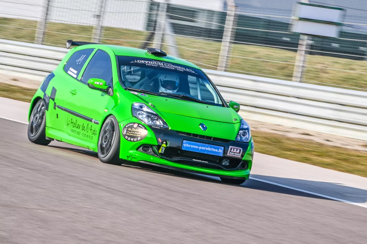 clio cup x85